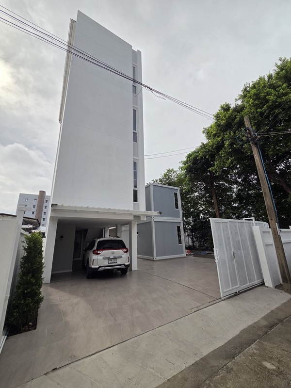 ขาย/เช่า โฮมออฟฟิศ 4 ชั้น สร้างใหม่ ซอยลาดพร้าววังหิน 32 แยก 6 ทำเลศักยภาพ เดินทางสะดวก โทร 0875170636